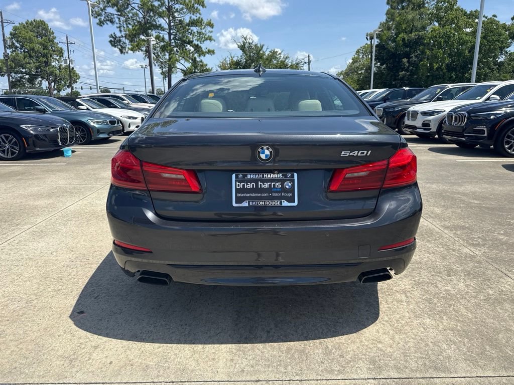 Used 2019 BMW 540i w/ Convenience Package RWD image 4