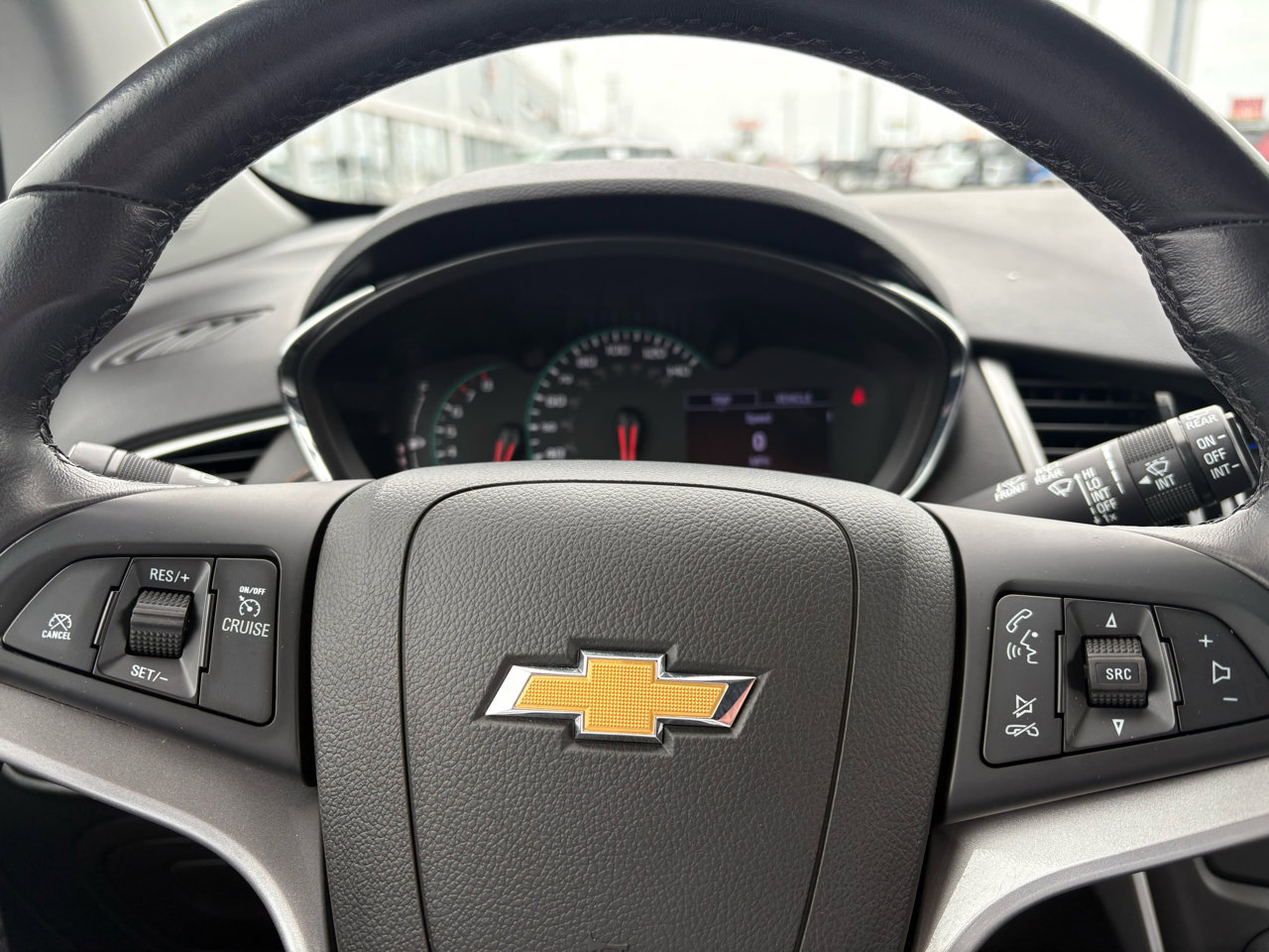 Used 2020 Chevrolet Trax LT w/ LT Convenience Package image 31