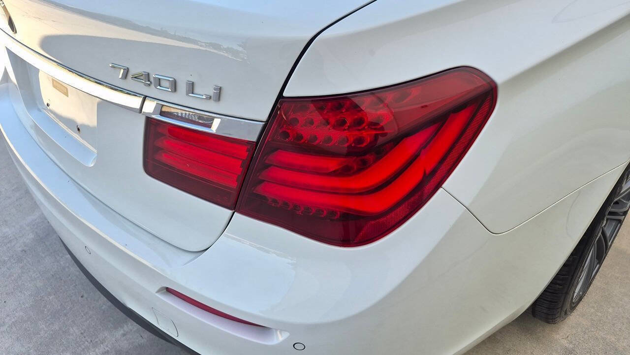 Used 2013 BMW 740Li xDrive AWD/4WD image 24