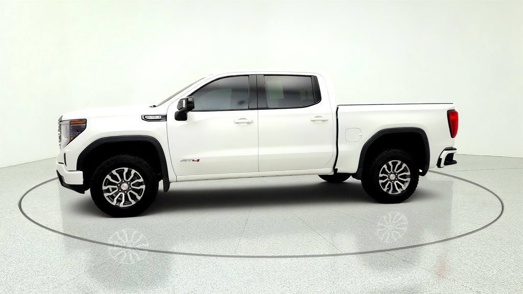 Used 2023 GMC Sierra 1500 AT4 w/ Technology Package AWD/4WD image 8