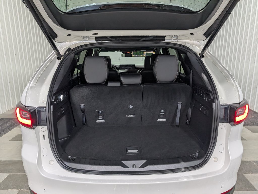 Used 2024 MAZDA CX-90 Plug-In Hybrid w/ Premium Plus AWD/4WD image 26