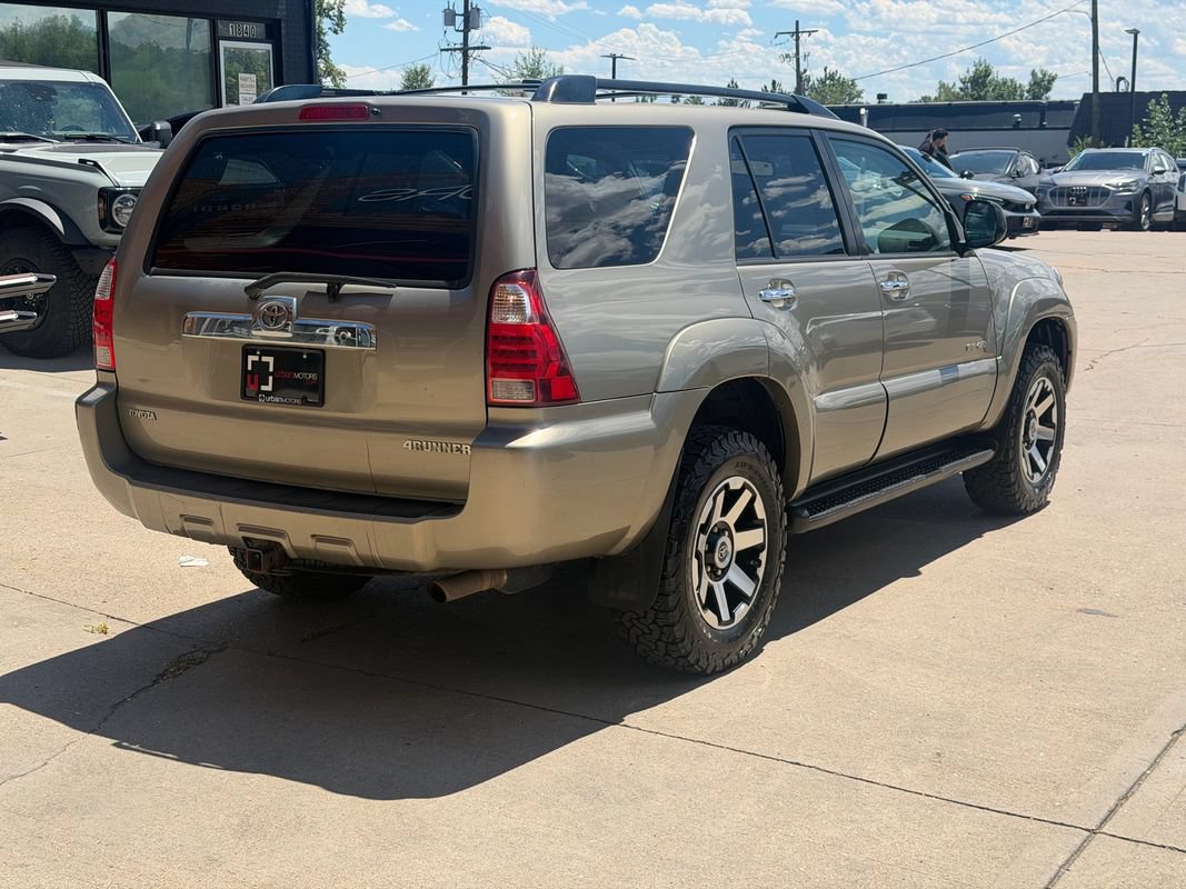 Used 2008 Toyota 4Runner SR5 AWD/4WD image 9
