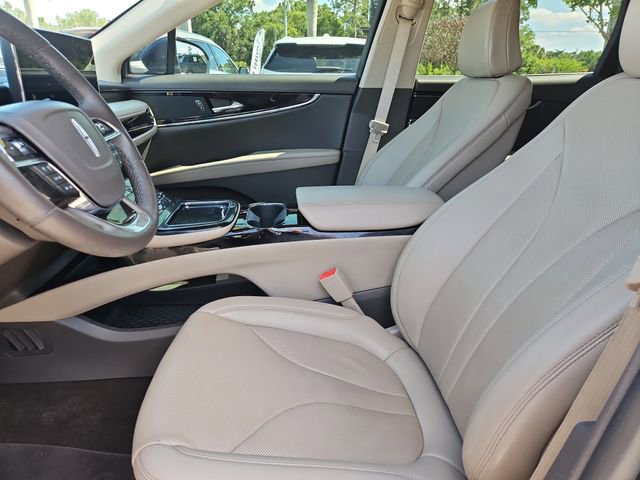 Used 2023 Lincoln Nautilus Reserve AWD/4WD image 15