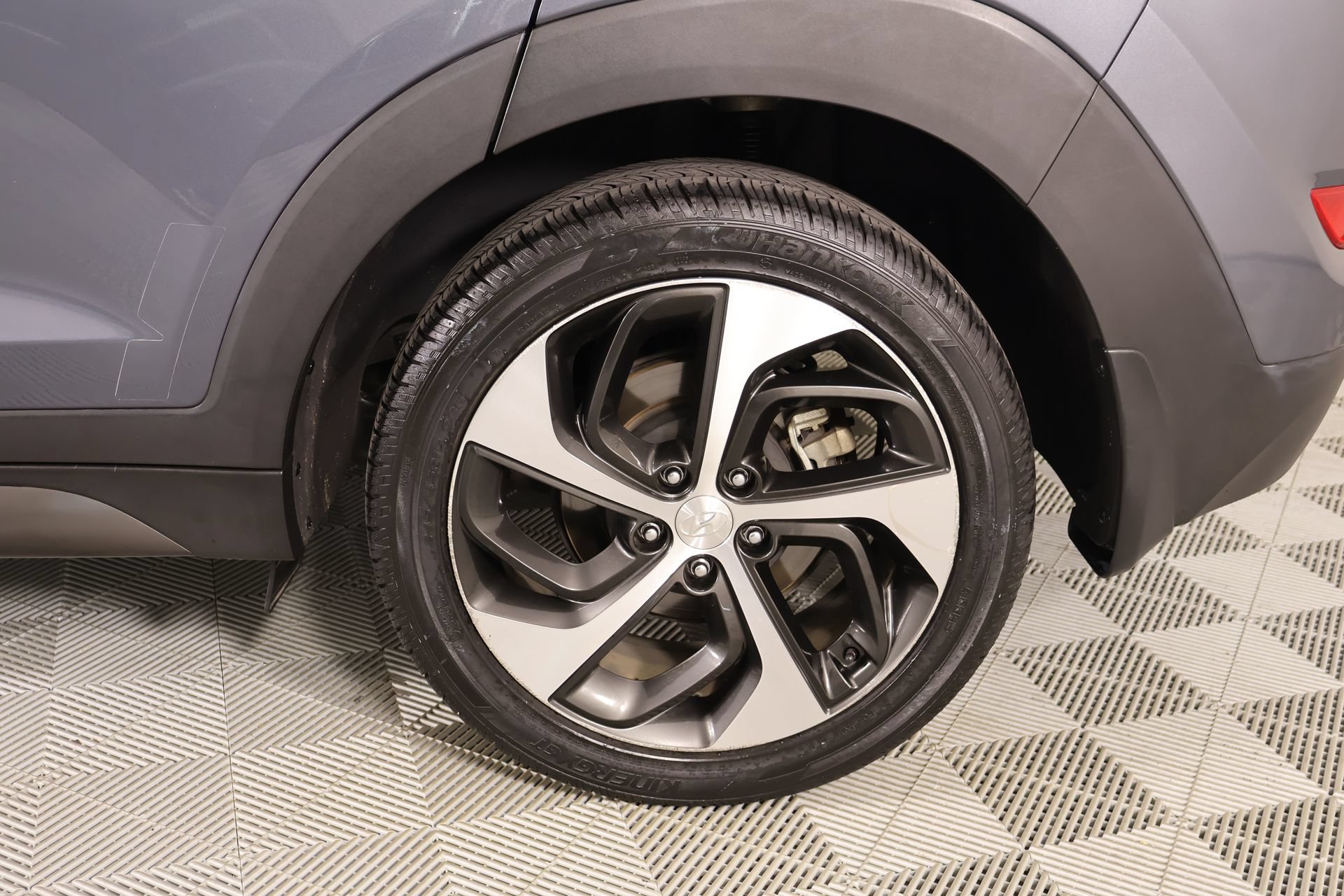 Used 2016 Hyundai Tucson Sport AWD/4WD image 18