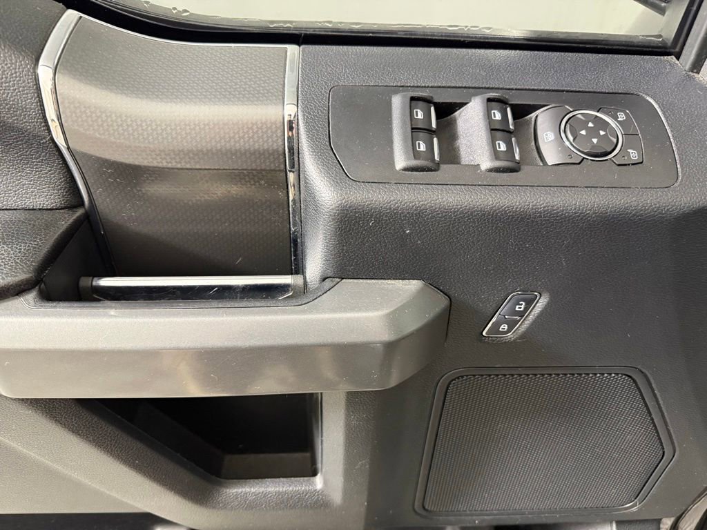 Used 2017 Ford F150 4x4 SuperCrew image 14