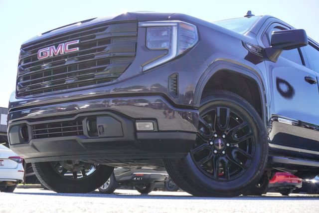 Used 2023 GMC Sierra 1500 Elevation AWD/4WD image 2