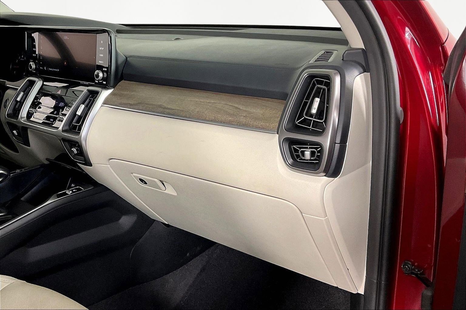 Certified 2023 Kia Sorento EX w/ Panoramic Sunroof Package image 27