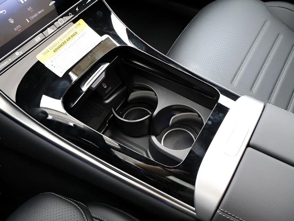 Certified 2025 Mercedes-Benz GLC 300 4MATIC image 30