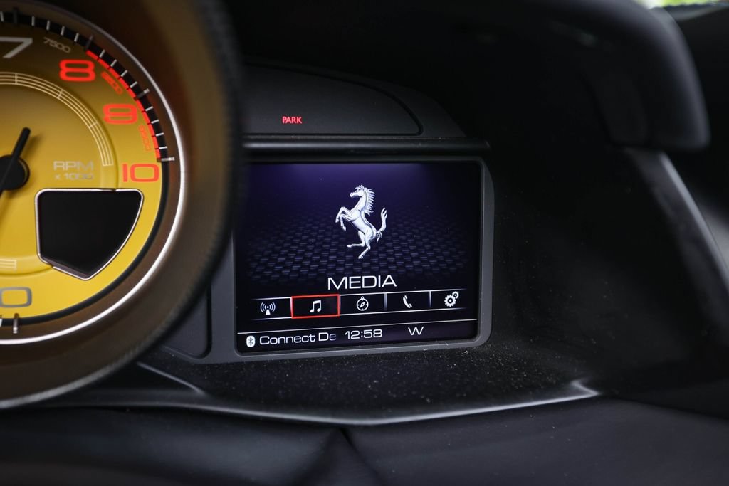 Certified 2018 Ferrari 488 Spider RWD image 33