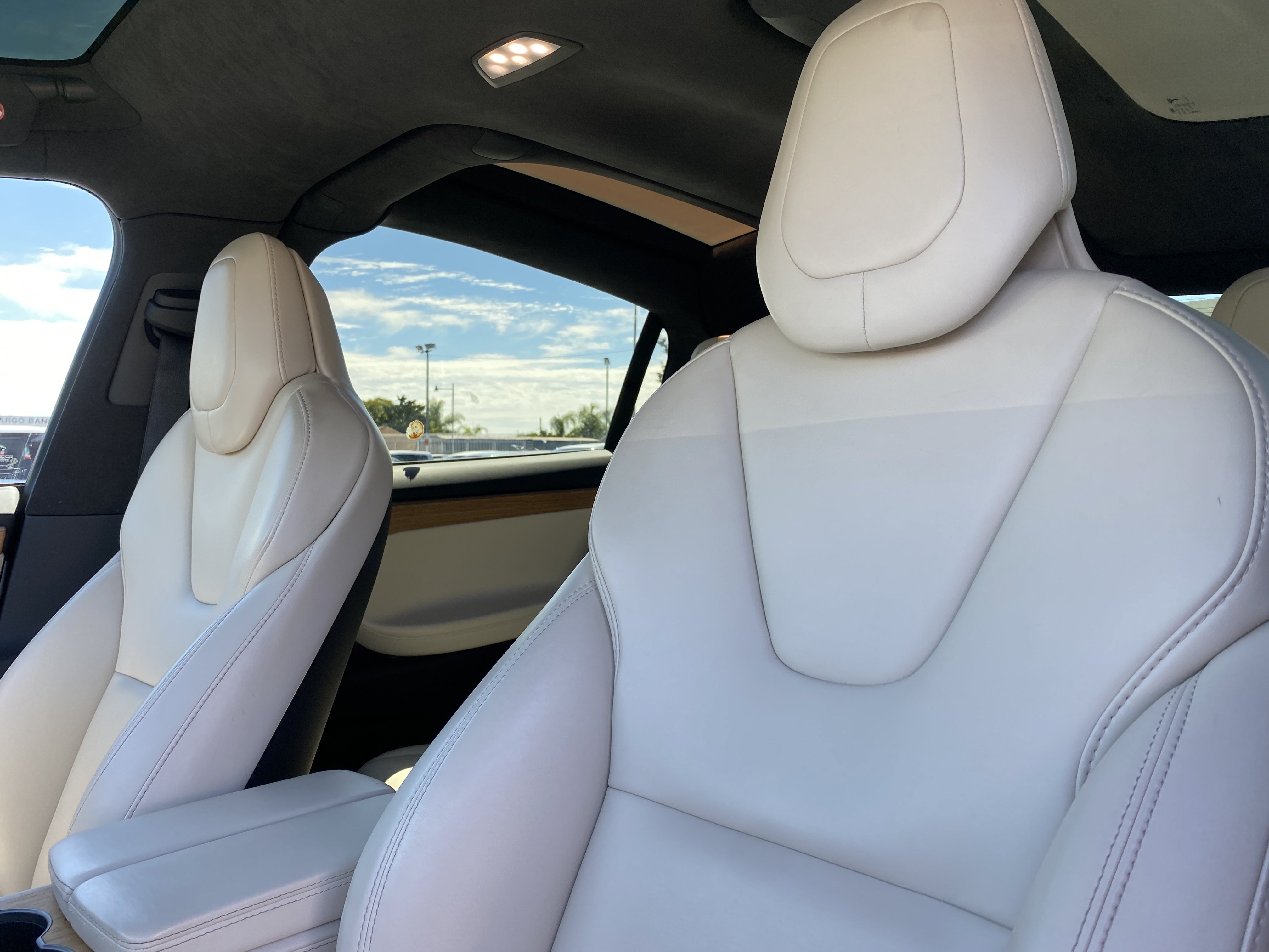 Used 2019 Tesla Model X Long Range AWD/4WD image 19