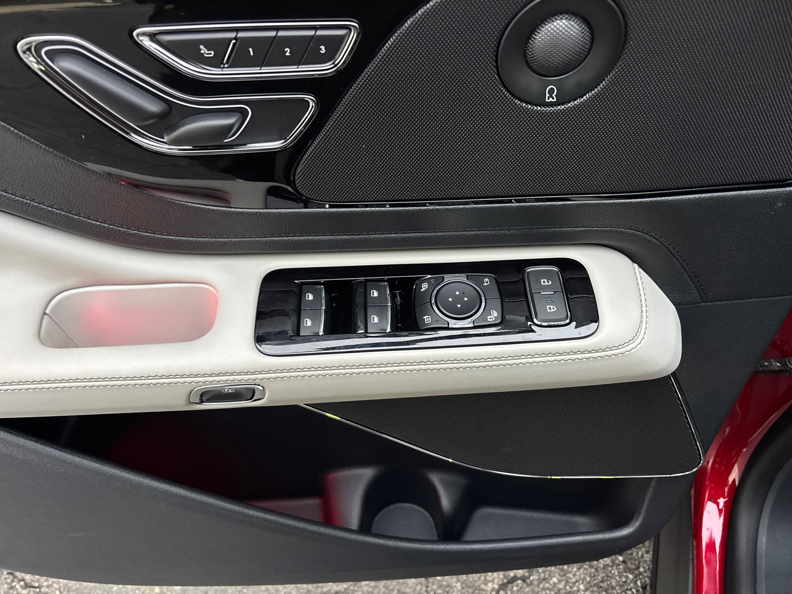 New 2026 Lincoln Aviator Reserve w/ Illumination Package image 13