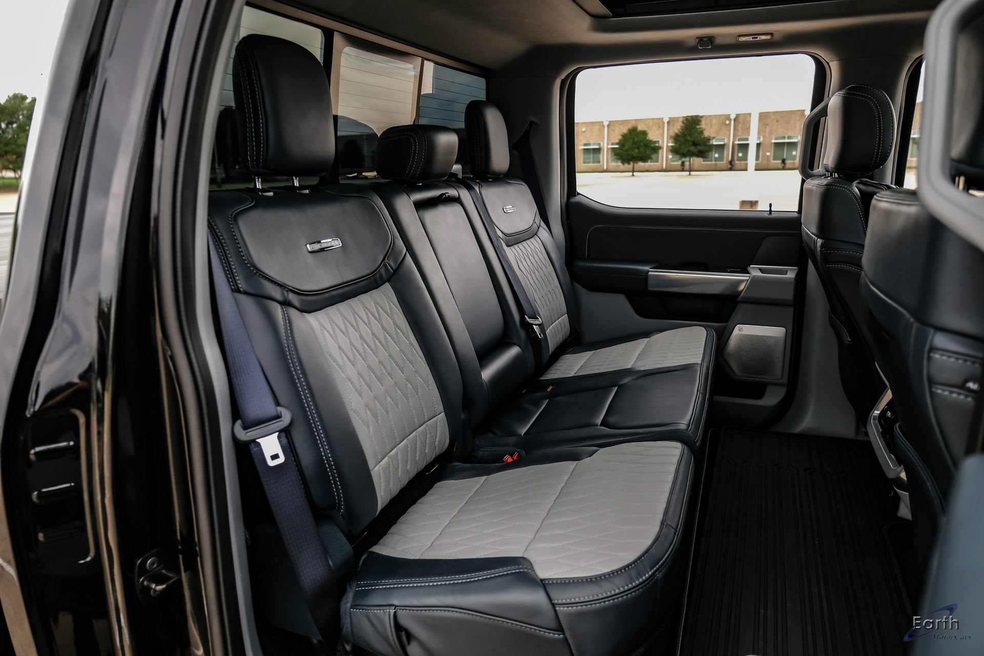 Used 2024 Ford F250 Limited w/ FX4 Off-Road Package AWD/4WD image 94