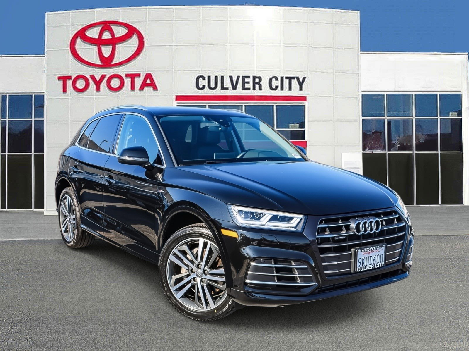 Used 2020 Audi Q5 e Premium Plus w/ Premium Plus Package