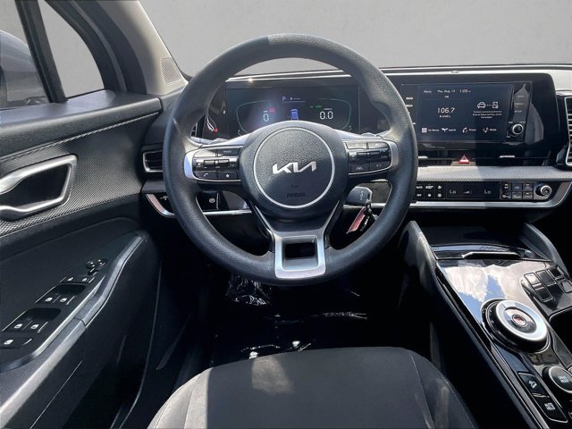 Used 2023 Kia Sportage LX FWD image 7