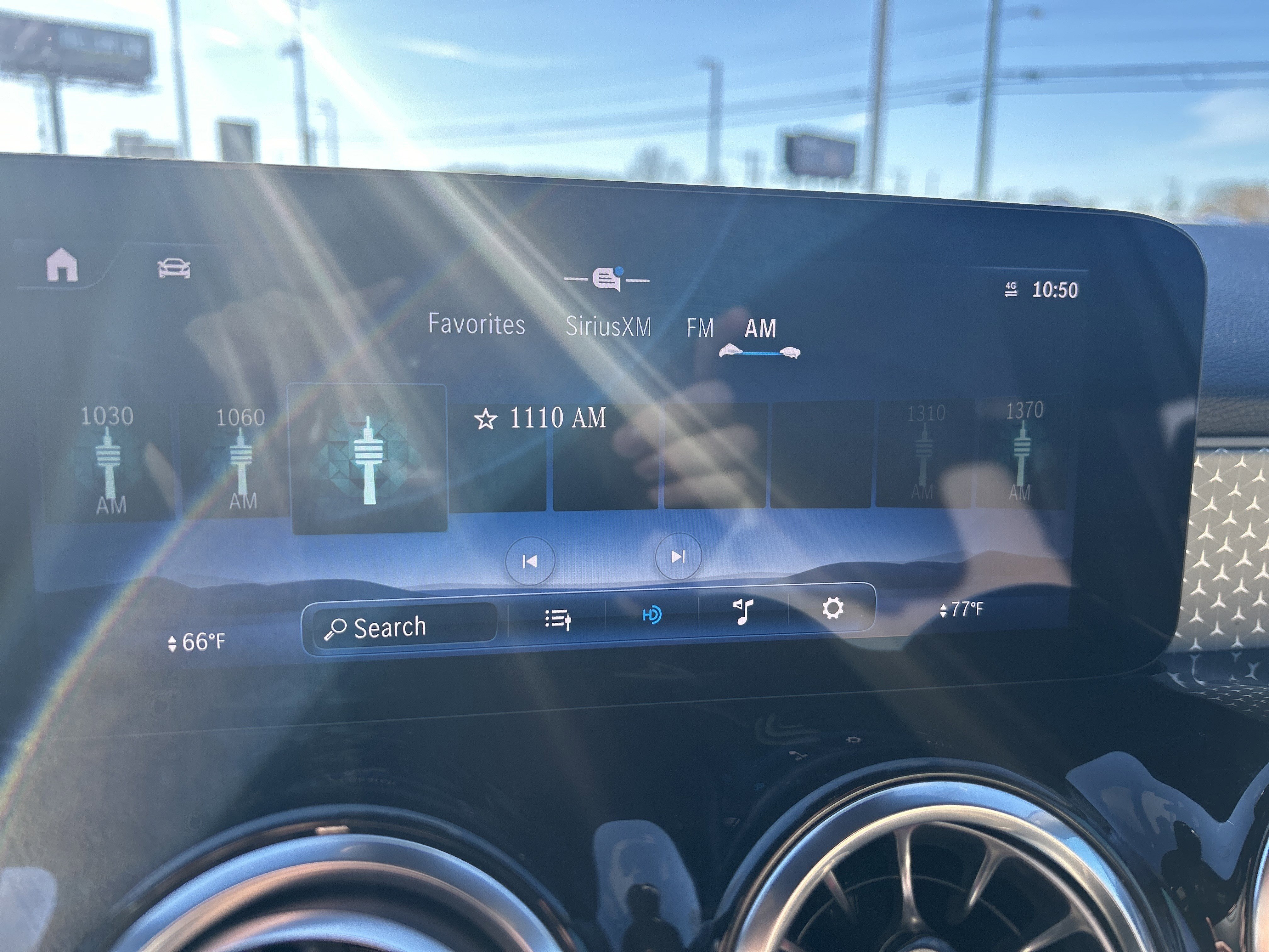 Used 2025 Mercedes-Benz GLB 250 image 23