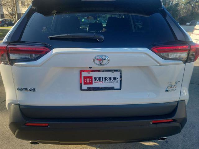 Certified 2025 Toyota RAV4 XLE w/ Convenience Package image 4