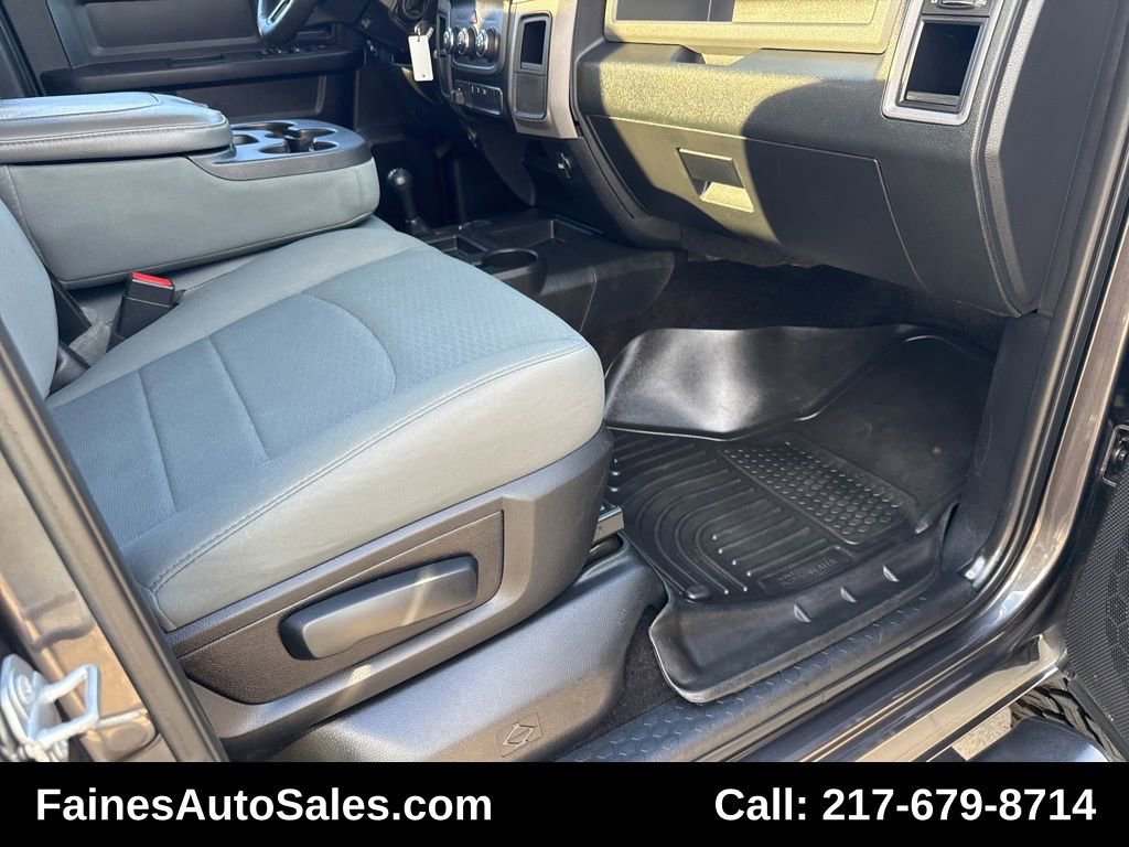 Used 2016 RAM 2500 Tradesman w/ Chrome Appearance Group image 74