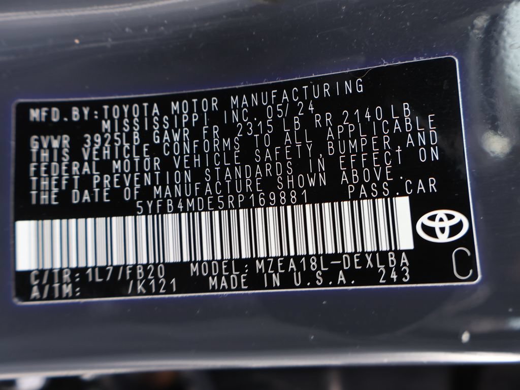 Used 2024 Toyota Corolla LE FWD image 30