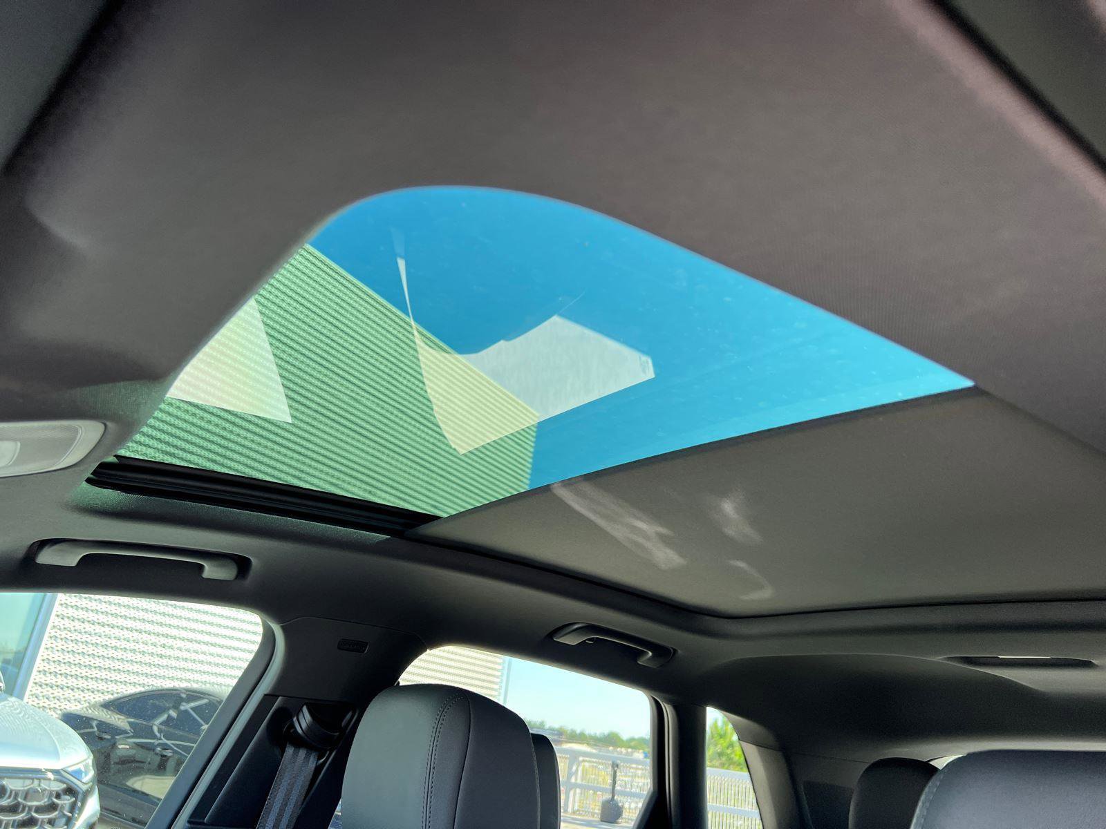 Used 2024 Audi Q3 2.0T Premium Plus w/ Premium Plus Package image 34