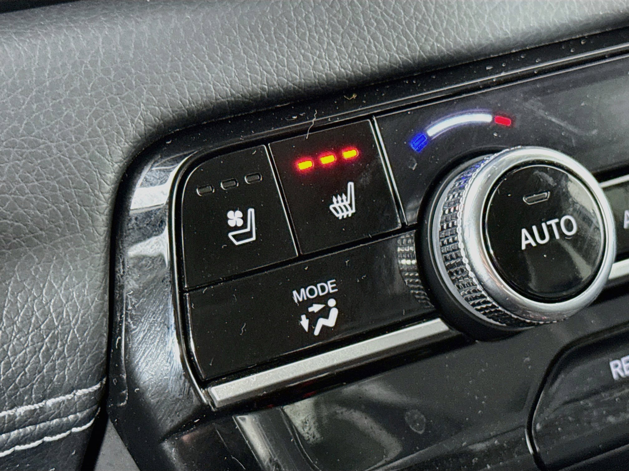 Certified 2023 Honda Pilot Elite image 21