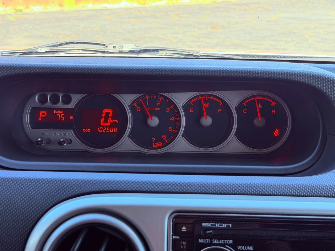Used 2009 Scion xB FWD image 16