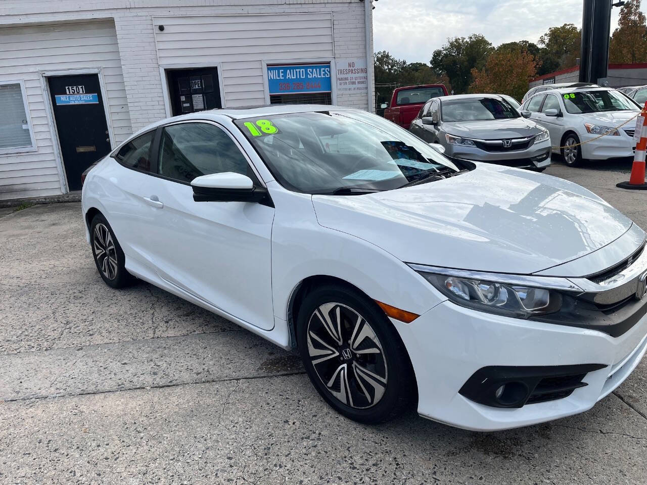Used 2018 Honda Civic EX-T image 7