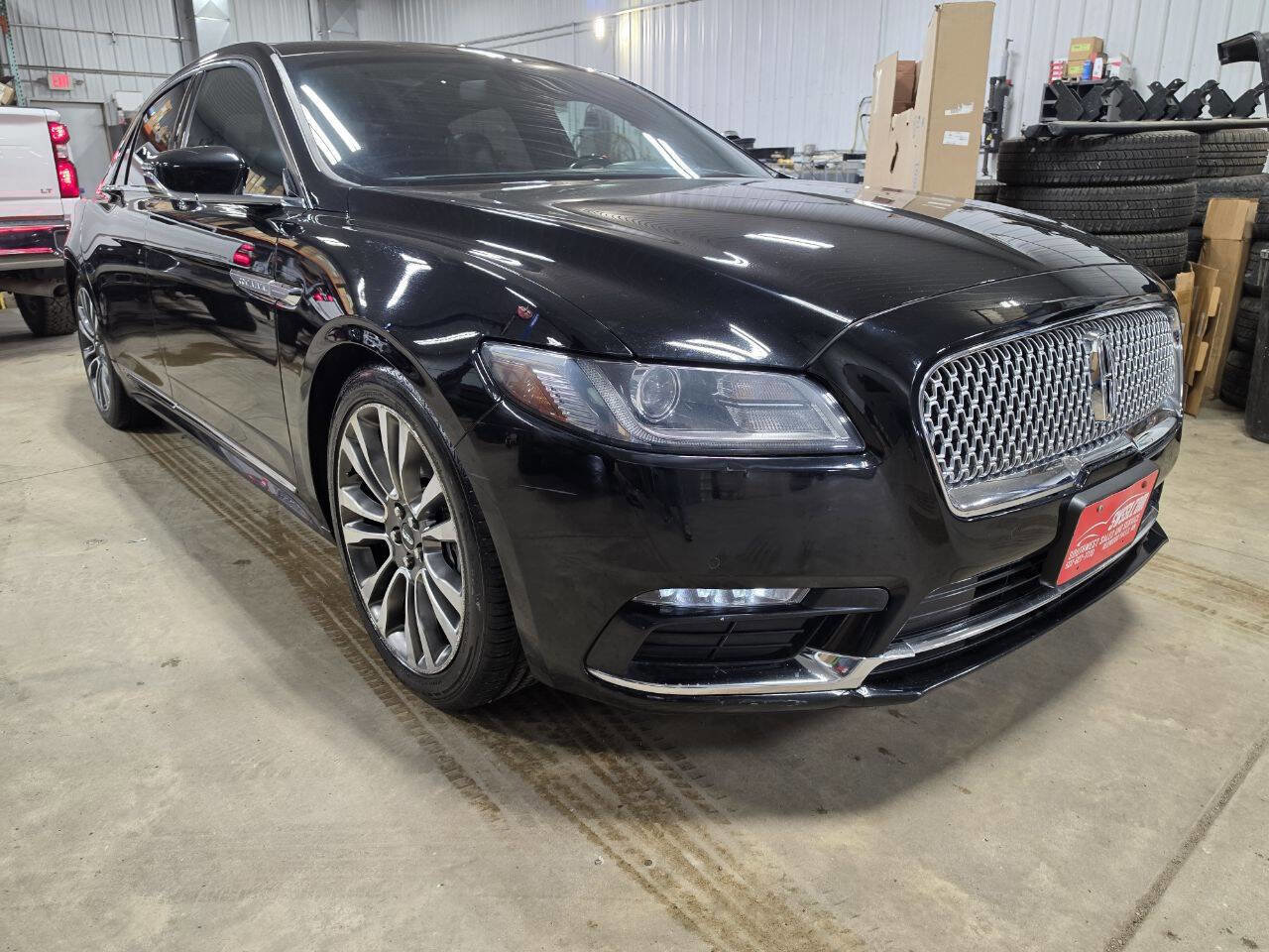 Used 2017 Lincoln Continental Reserve w/ Climate Package image 1