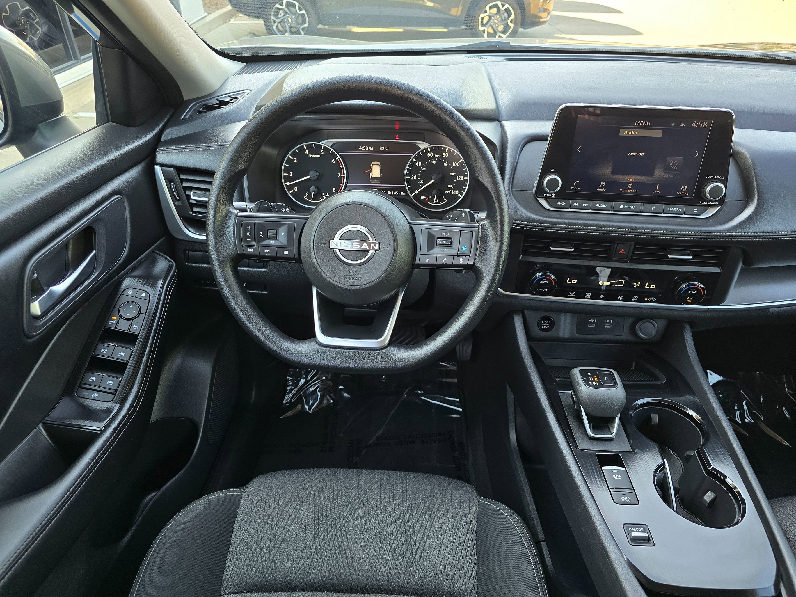 Used 2024 Nissan Rogue SV FWD image 25