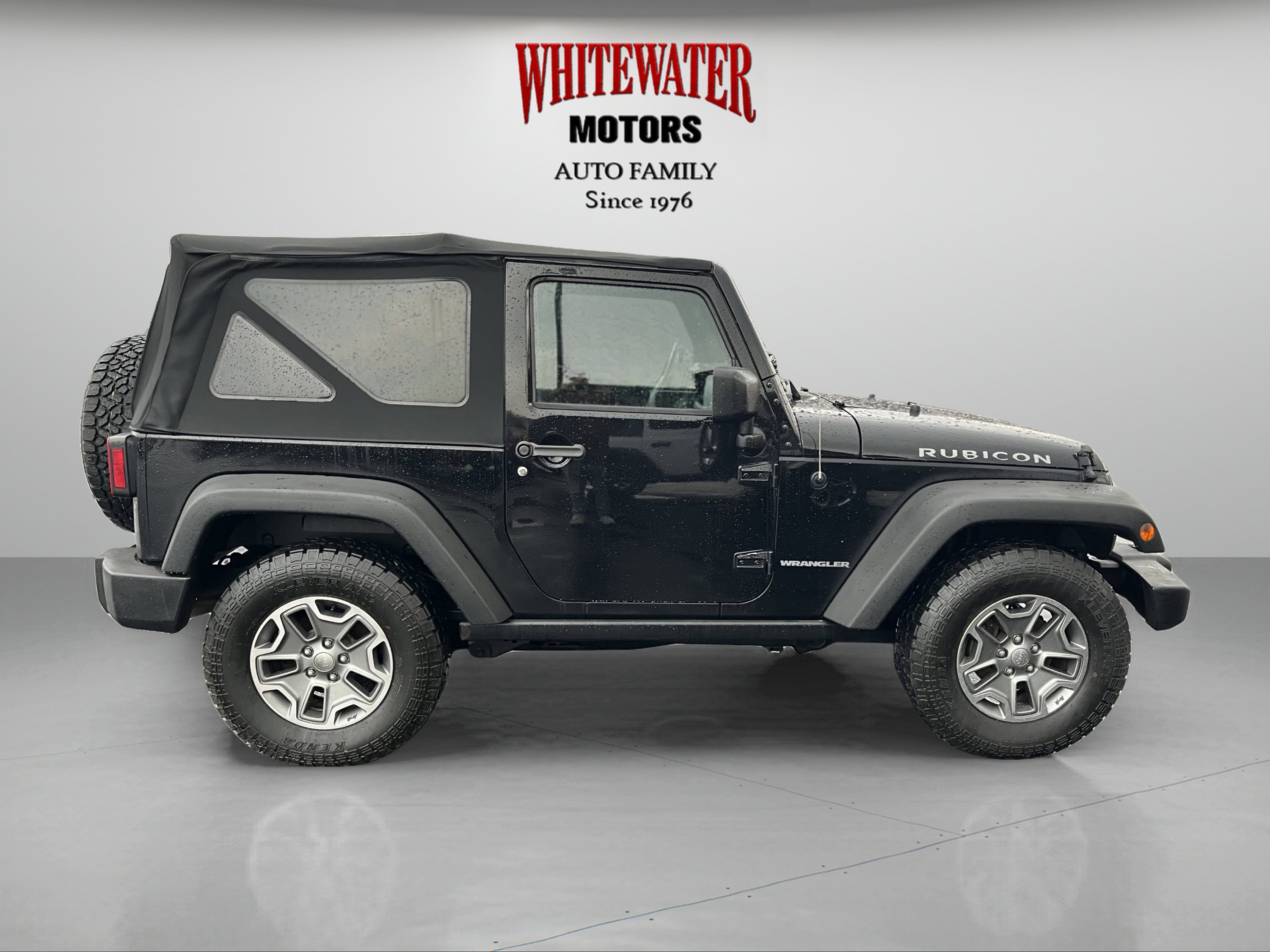 Used 2014 Jeep Wrangler Rubicon w/ Power Convenience Group AWD/4WD image 6
