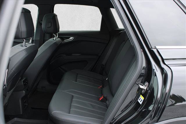 Used 2023 Audi Q4 e-tron Premium Plus w/ Premium Plus RWD image 27