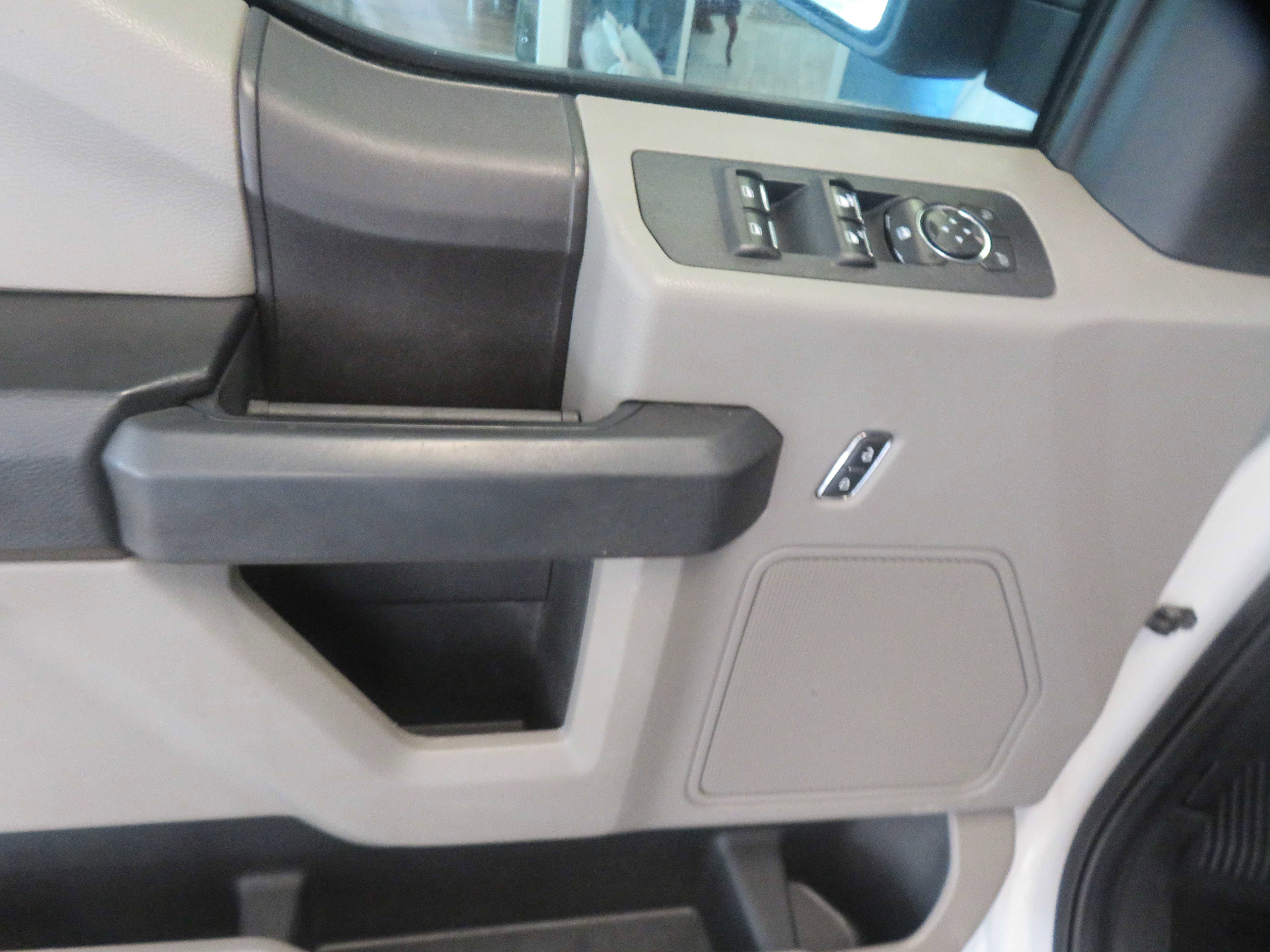 Used 2019 Ford F150 XL w/ Equipment Group 101A Mid AWD/4WD image 14