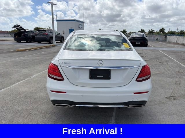 Used 2017 Mercedes-Benz E 300 image 17