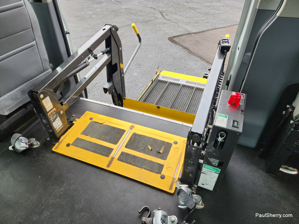 Used 2019 Ford Transit 350 XL image 38