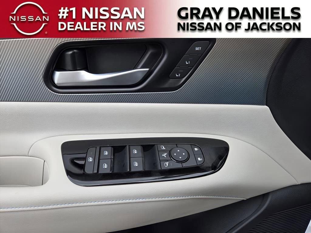 New 2026 Nissan Murano Platinum image 16