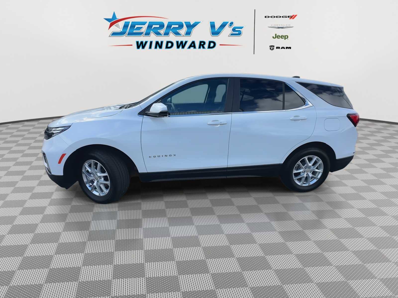 Used 2024 Chevrolet Equinox LT image 6