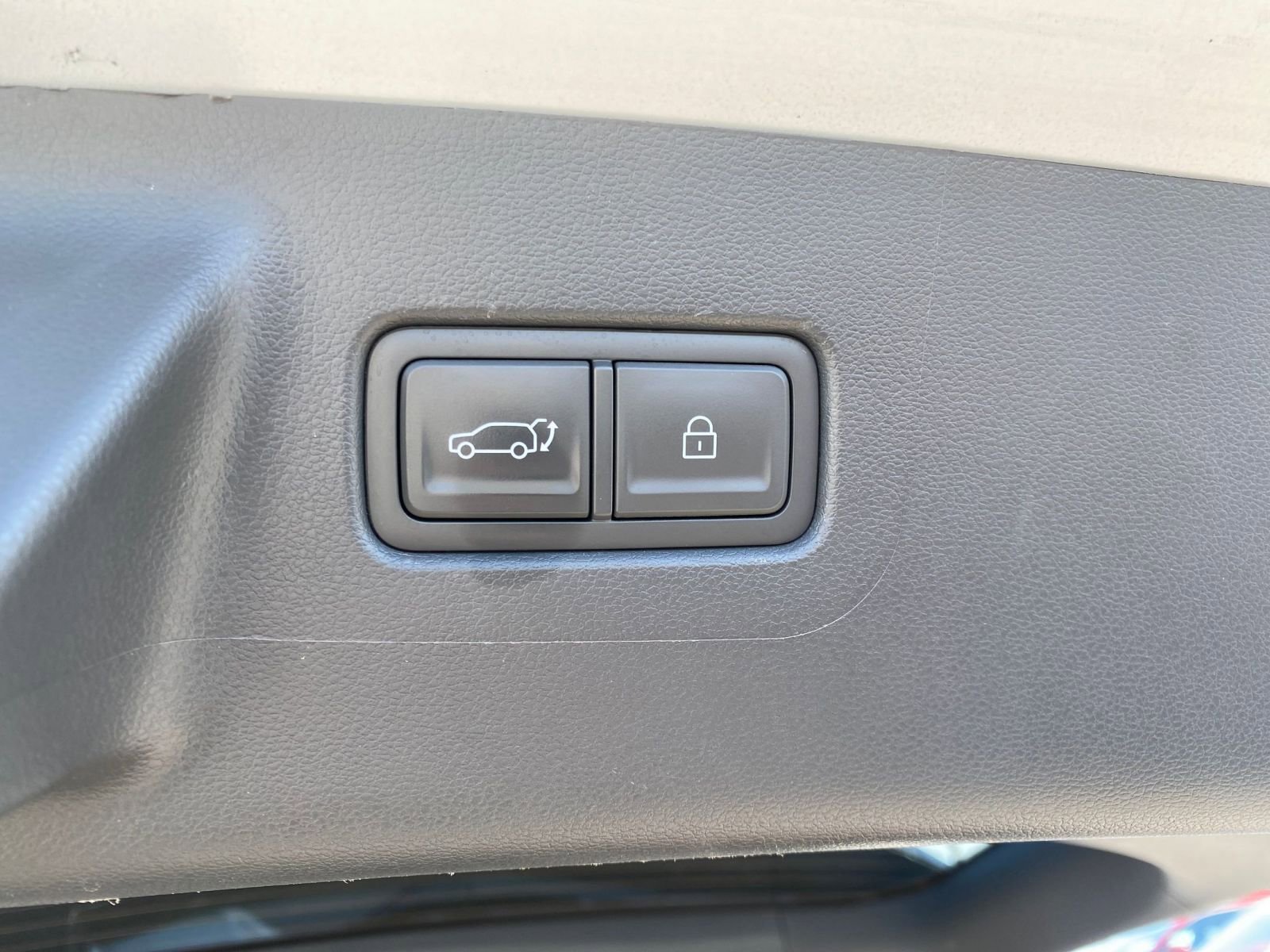 Used 2025 Hyundai Santa Fe SEL image 23