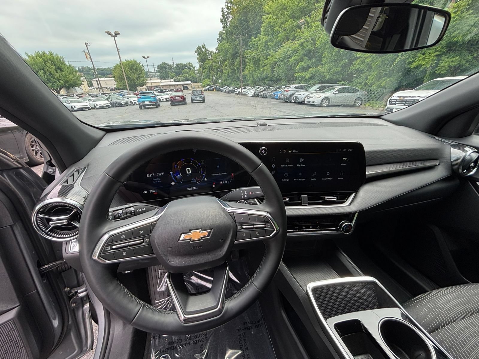 Used 2025 Chevrolet Equinox LT FWD image 28