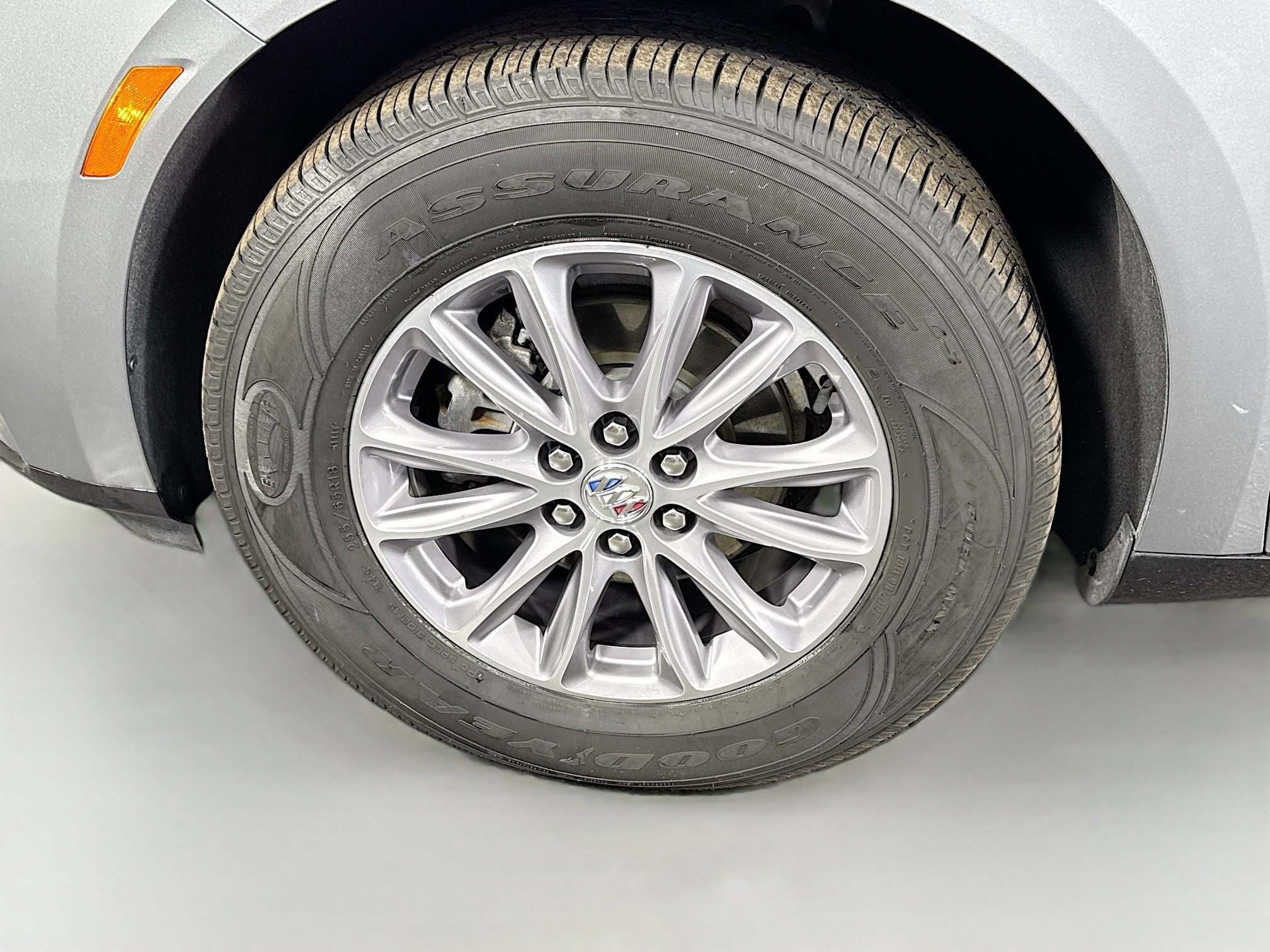 Used 2024 Buick Enclave Essence FWD image 38