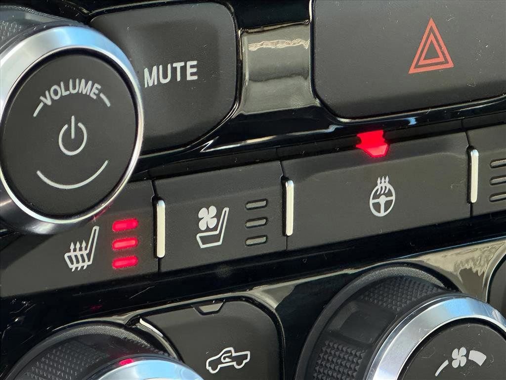 Used 2024 RAM 1500 Laramie image 35