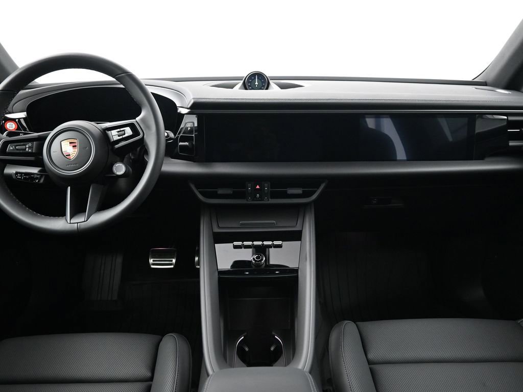 New 2026 Porsche Macan 4S Electric image 9