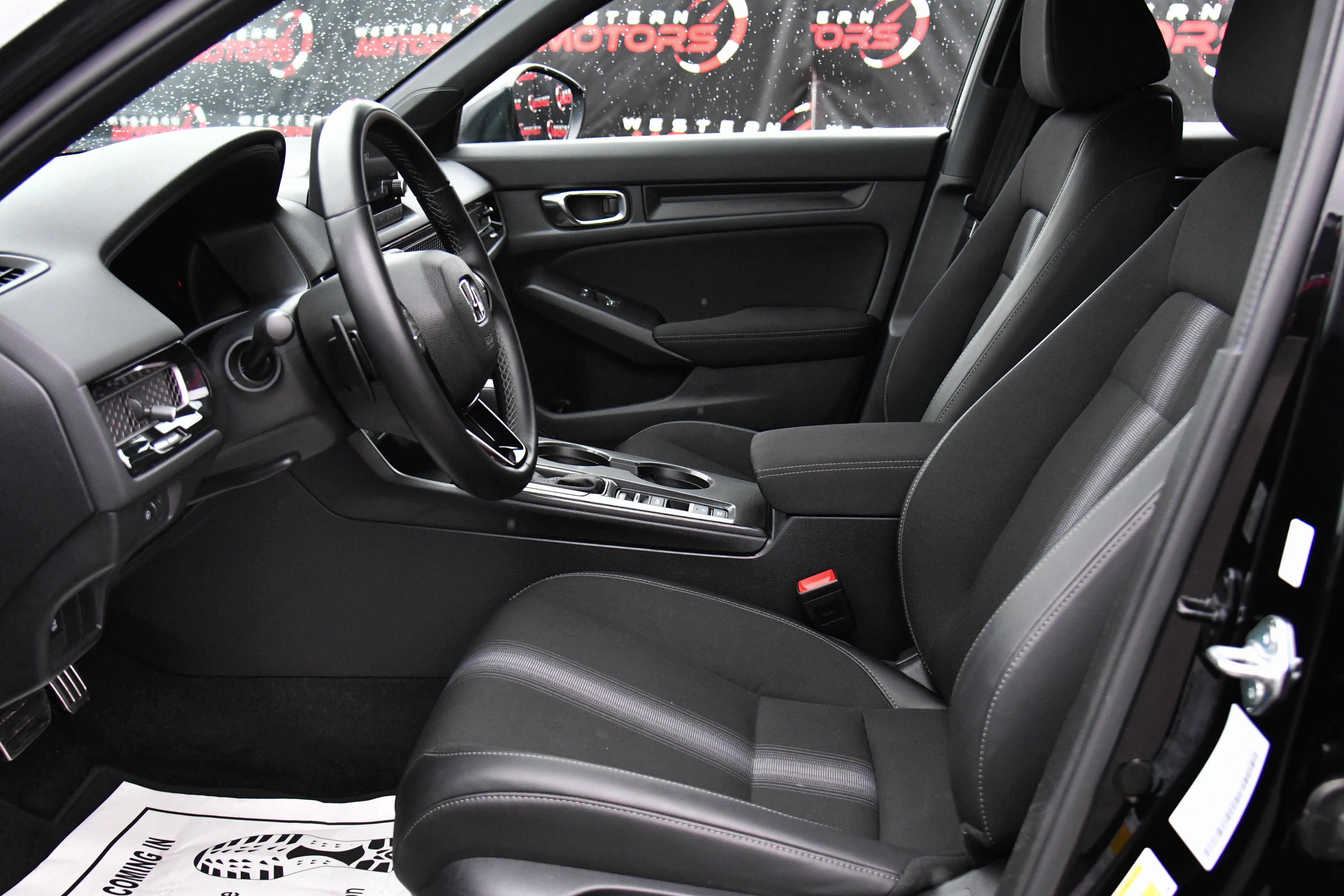 Used 2025 Honda Civic Sport image 16