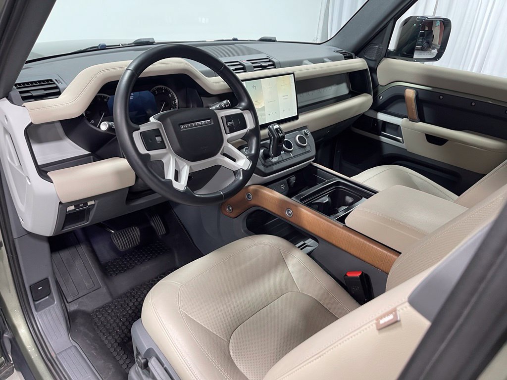 Used 2023 Land Rover Defender 90 S AWD/4WD image 21