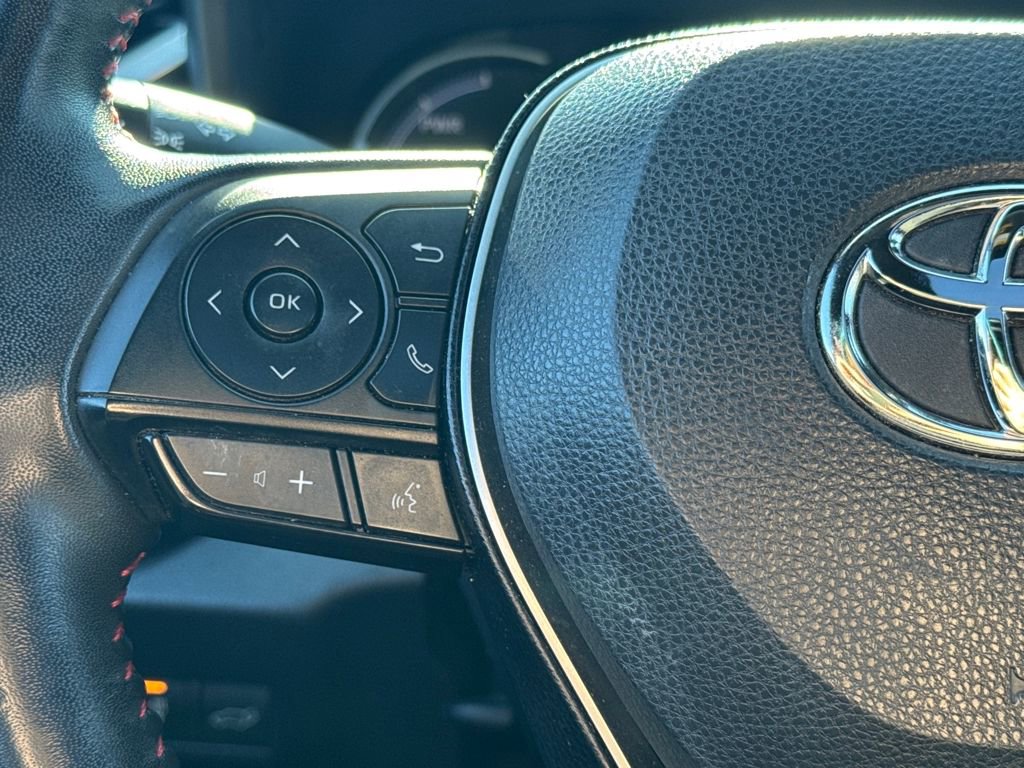 Used 2021 Toyota RAV4 SE image 21