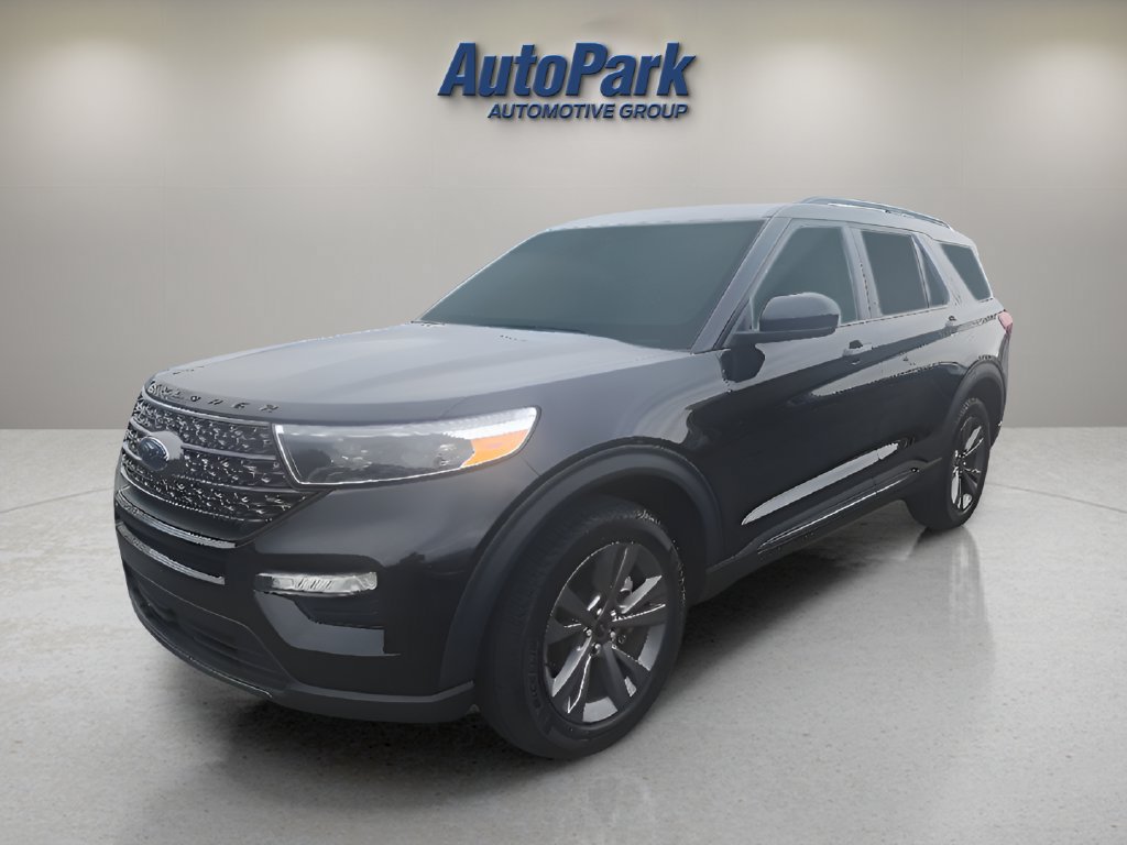 Certified 2024 Ford Explorer XLT w/ Equipment Group 202A AWD/4WD image 5