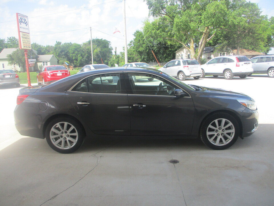 Used 2013 Chevrolet Malibu LTZ FWD image 2