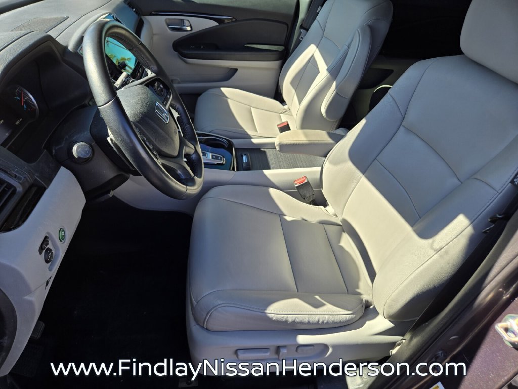 Used 2019 Honda Pilot Touring image 10