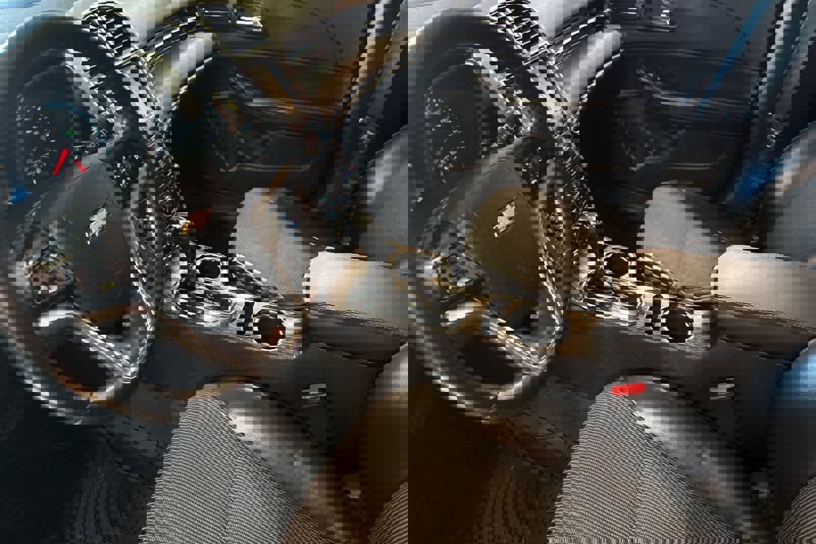 Used 2015 Chevrolet Malibu LT image 12