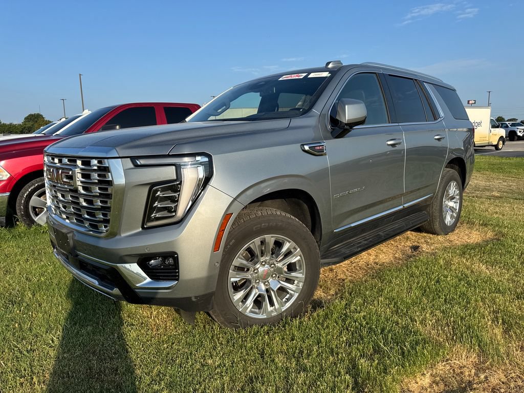 Used 2025 GMC Yukon Denali AWD/4WD image 2