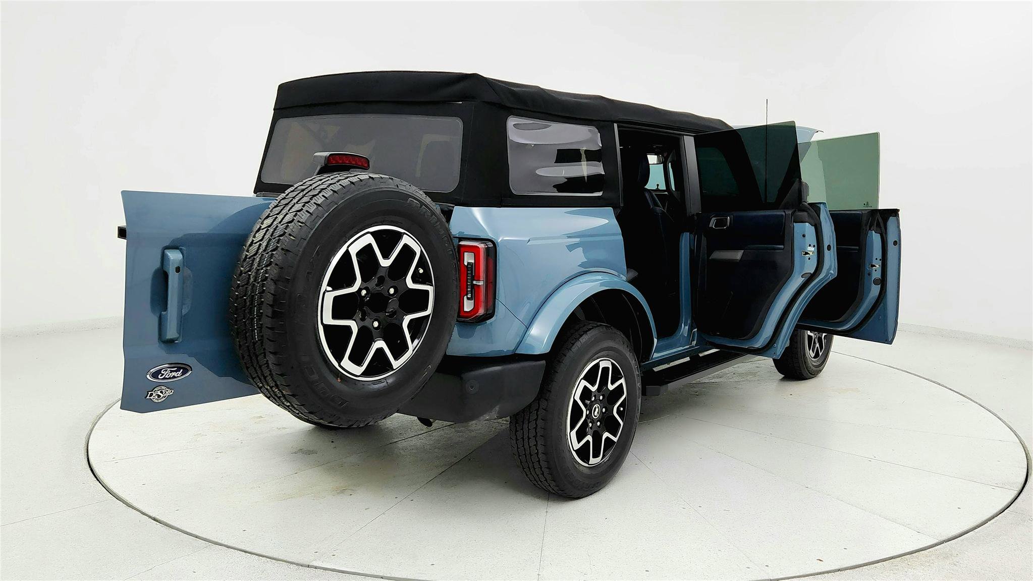 Used 2022 Ford Bronco Outer Banks AWD/4WD image 11