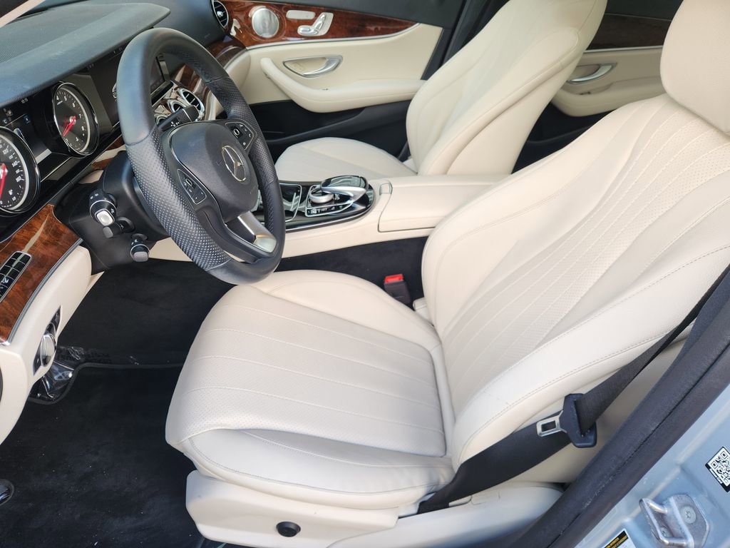 Used 2018 Mercedes-Benz E 300 image 12